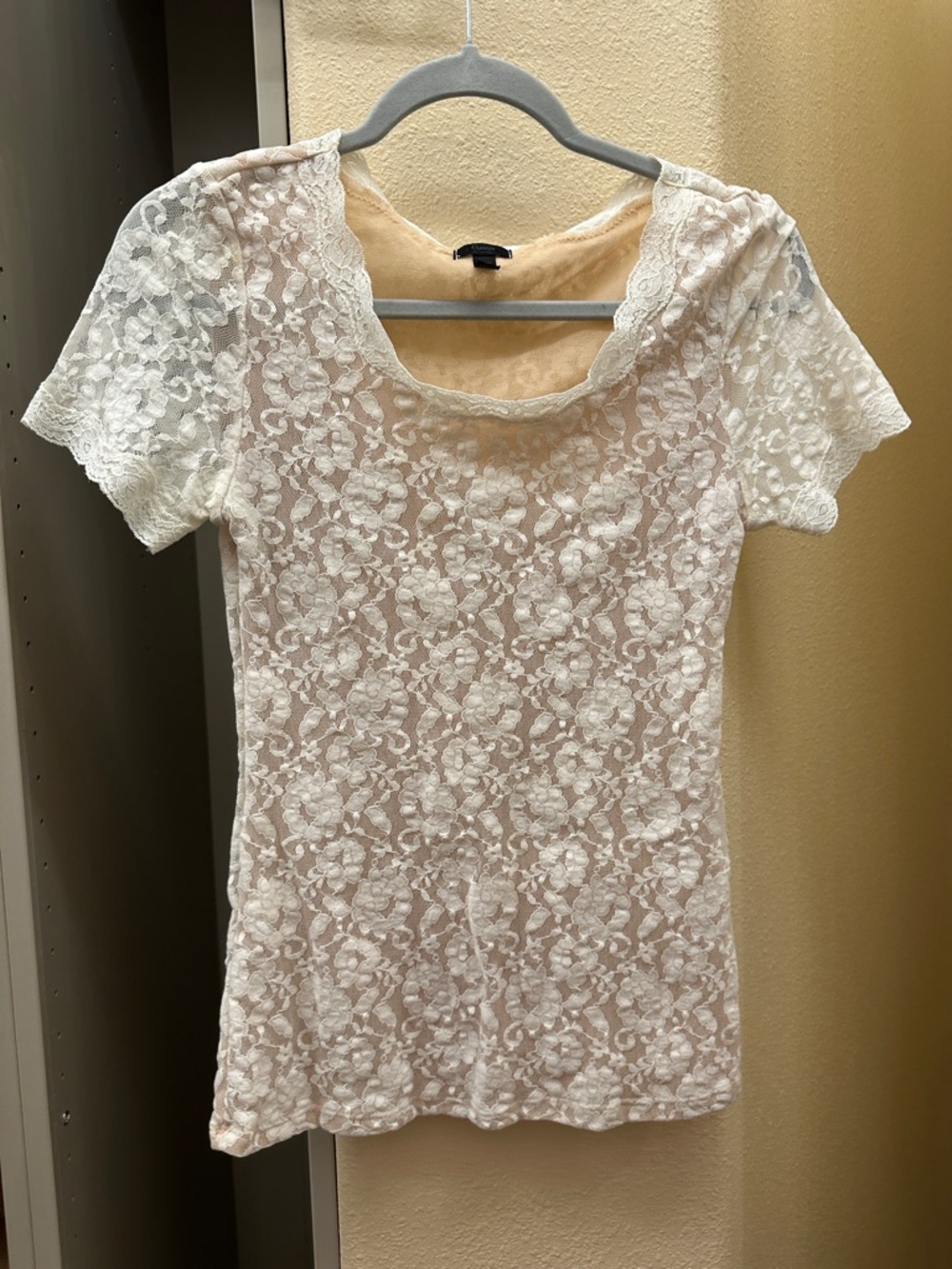 Soma Cream Floral Lace Scoop Neck Short Sleeve Top